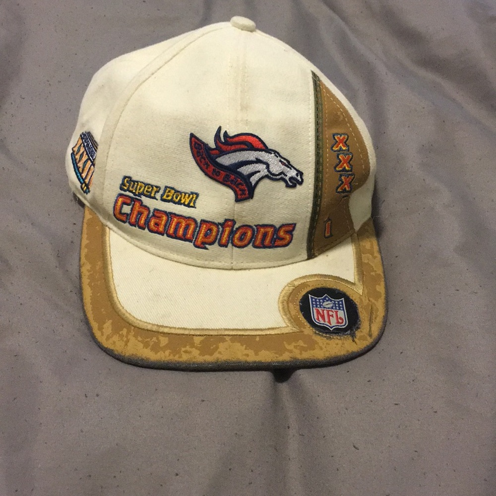 Vintage Broncos hat